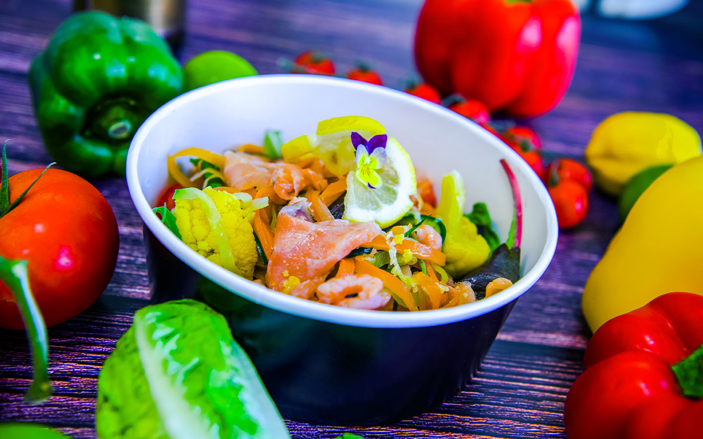 Salade composée au saumon, panier repas Lionel Rivet